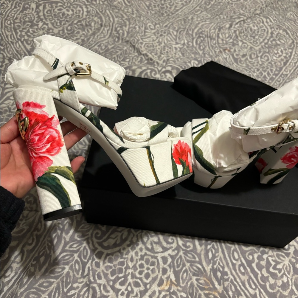 Dolce&Gabanna platform heels